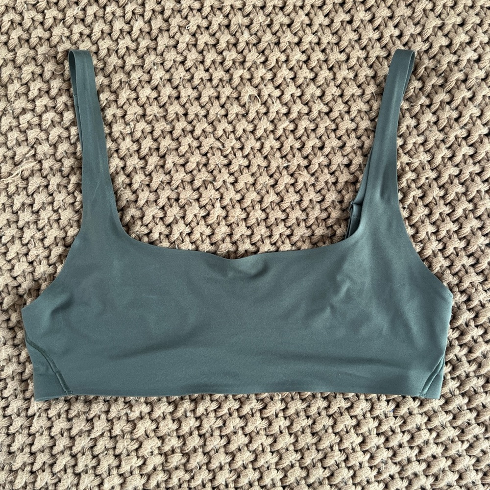LULULEMON BRA